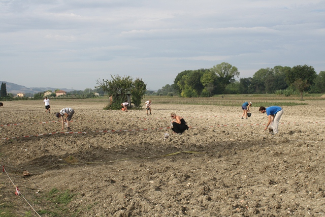 The PVS team during artefact survey on the site of Casa Apis